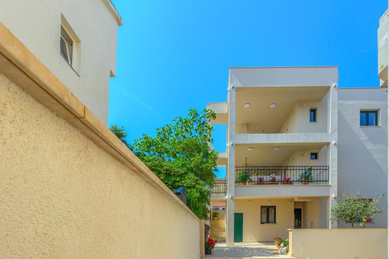 Villa" Arijana 2" Slatine Bagian luar foto