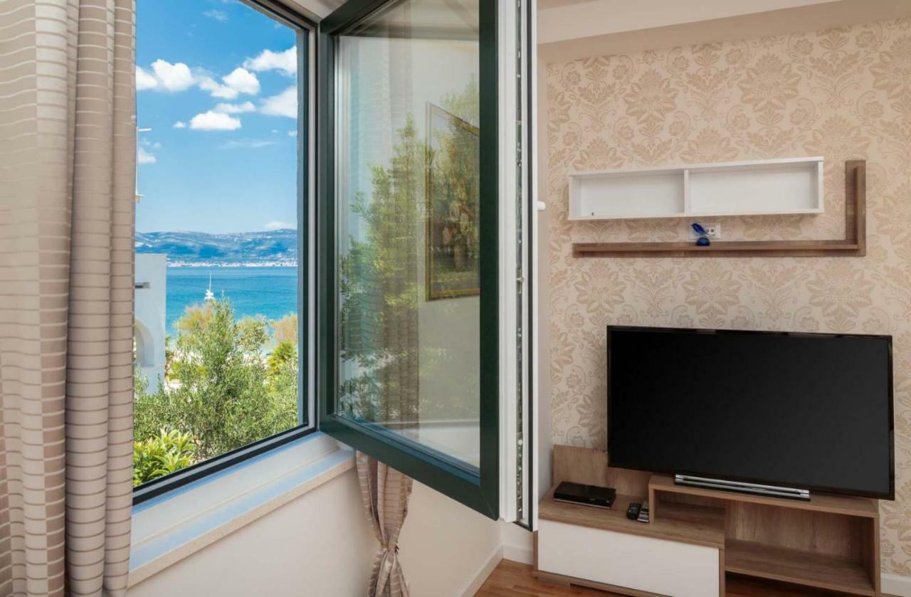 Villa" Arijana 2" Slatine Bagian luar foto