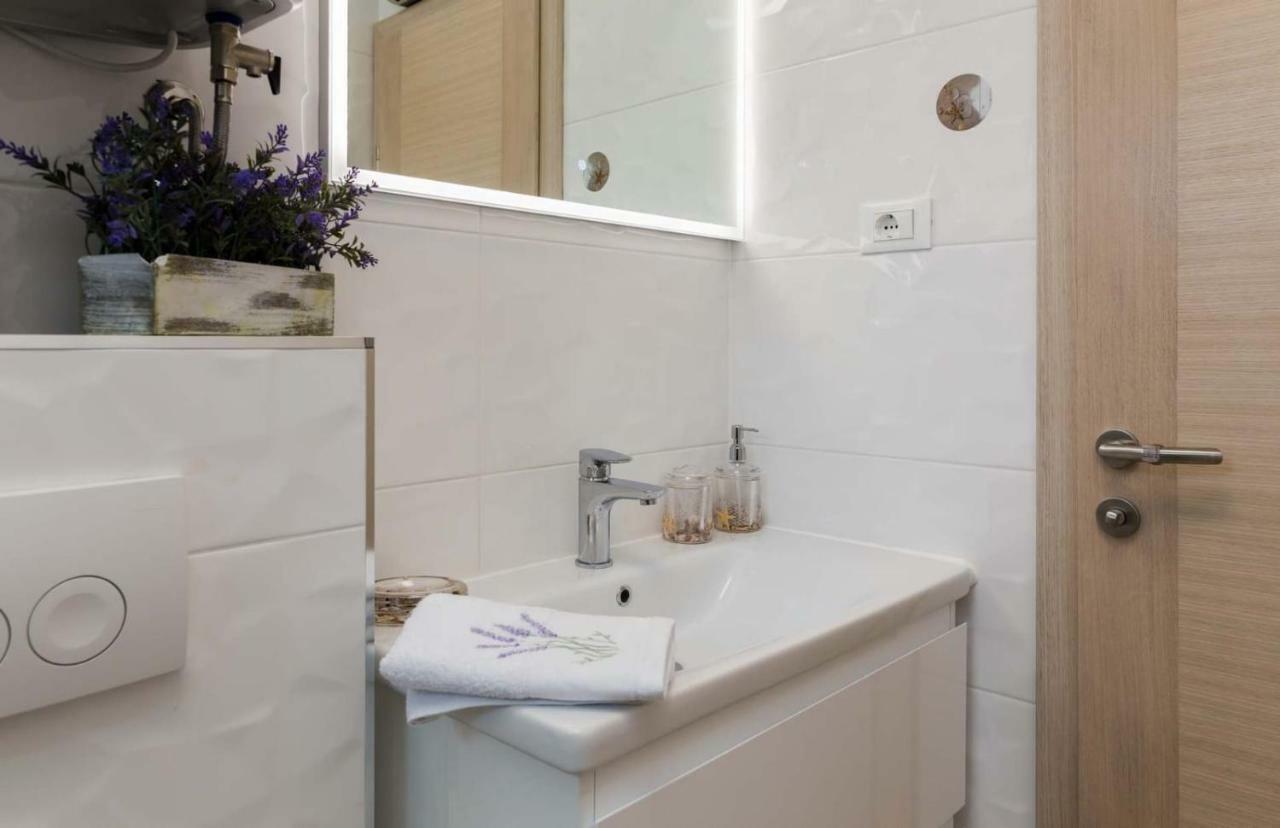 Villa" Arijana 2" Slatine Bagian luar foto
